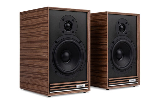 Ruark Audio R610 + Sabre-R Fused Walnut