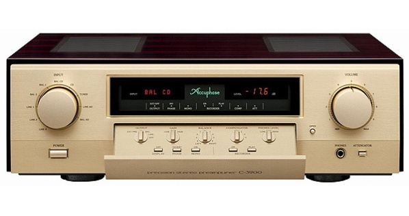 Accuphase C-3900