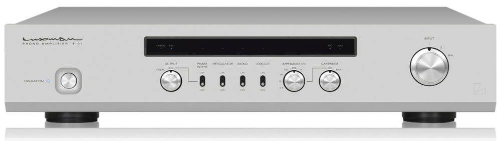Luxman E-07 Silver